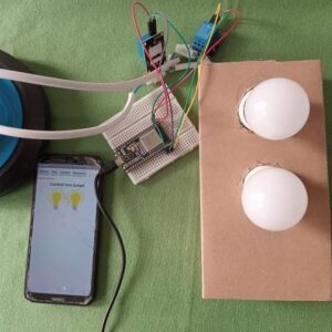 Control two lamps connected to the ESP32 board via Bluetooth